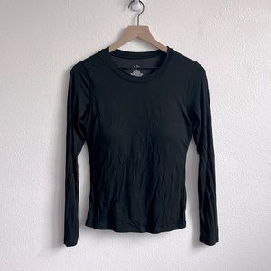 Klassy Network XL Black Long Sleeve Crew Neck Shirt